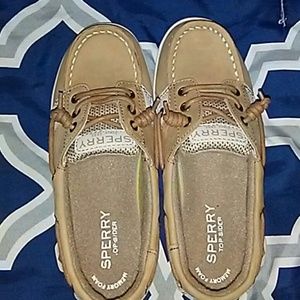 Sperry girls size 1